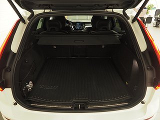SUV Volvo XC60 23 av 24