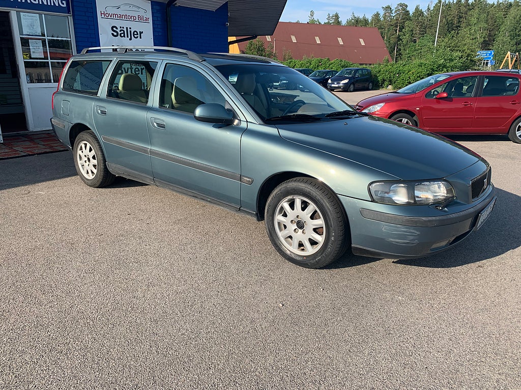 Volvo V70 2.4 Business 140hk bes drag