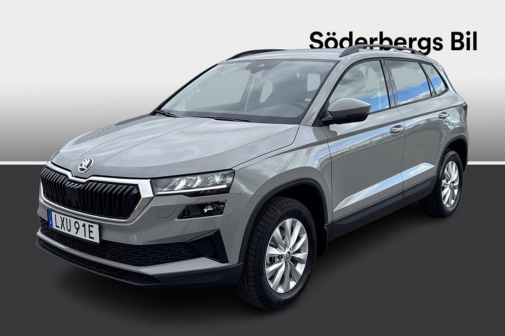 Skoda Karoq 2024 SELECTION 1,0 TSI 116 hk *Drag & värmare*