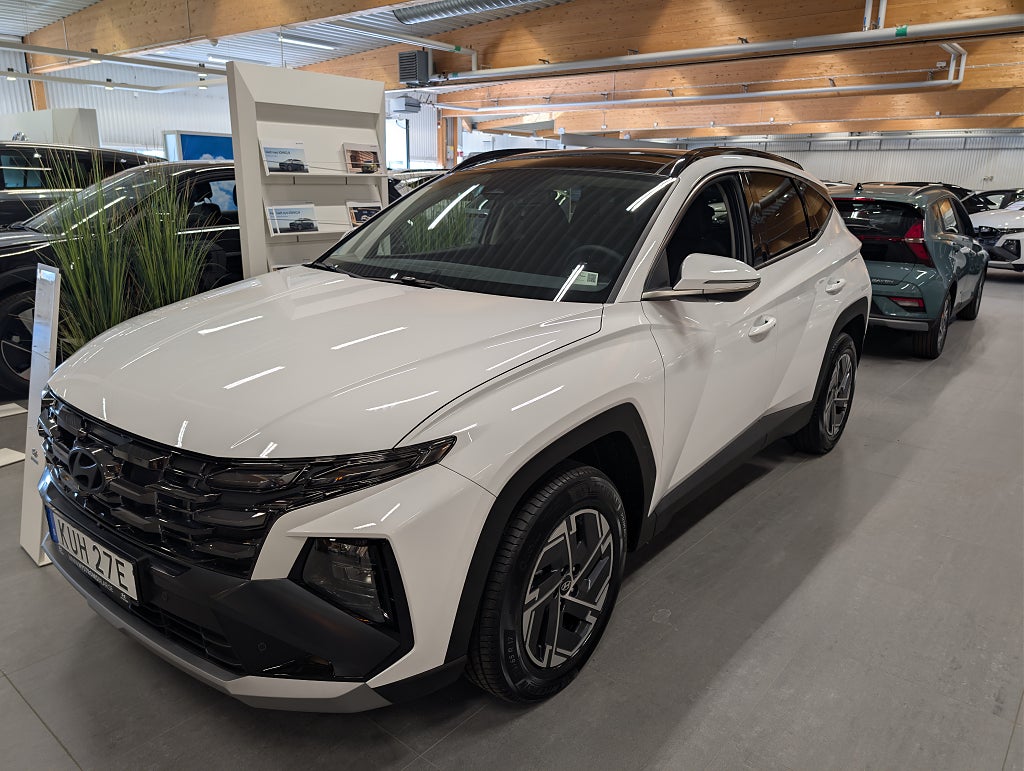 Hyundai Tucson Plug-in Essential thumbnail