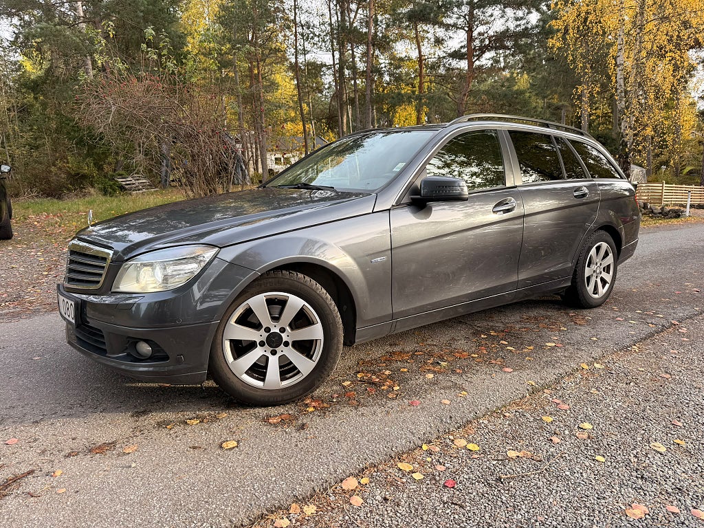 Mercedes-Benz C220 220 T CDI BlueEFFICIENCY 5G-Tronic Classic Euro 5