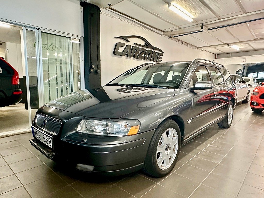 Volvo V70 2.4 Dynamic Edition (170hk) M-värmare Kamrem bytt 