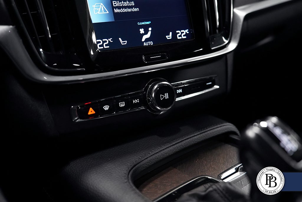 Volvo V90 Cross Country