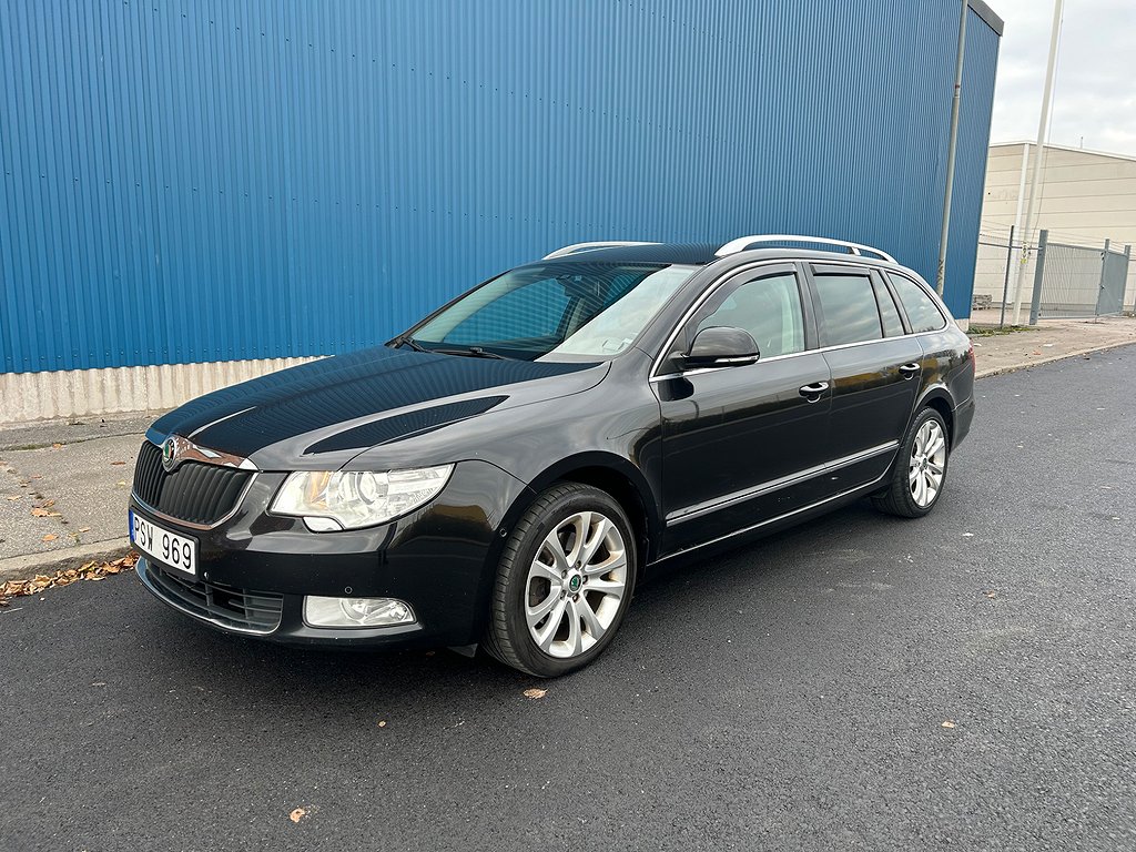 Skoda Superb 2.0 TDI Elegance Euro 5 Automat  Läder 