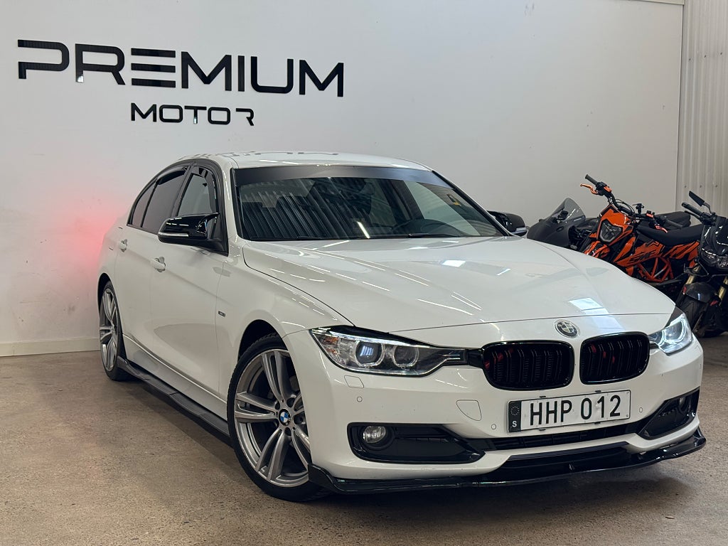 BMW 320D Sedan Steptronic Sport line H&K PDC 184hk