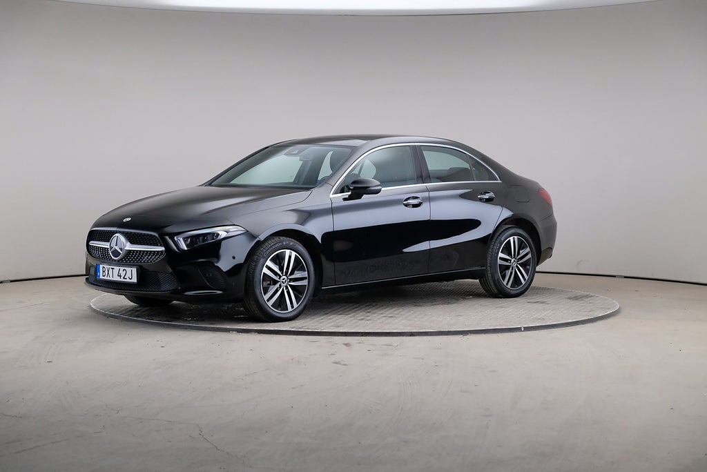 Mercedes-Benz A 250 e Premiumpaket Plus Sedan SE Edition