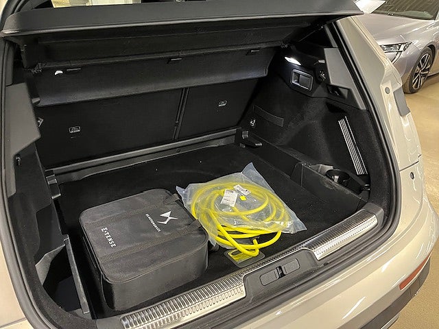 Bild på DS 7 Crossback E-Tense Business Performace 300hk 4x4 