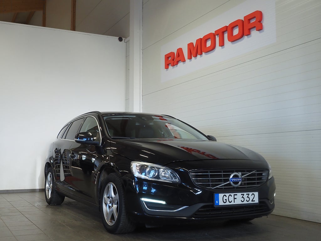 Volvo V60 D4 190hk Geartronic Momentum Business P-Sensorer D-Värm 2016