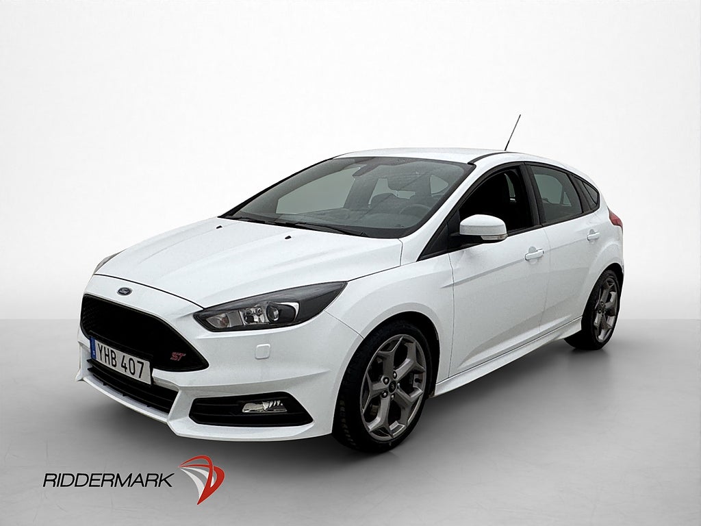 Ford Focus ST 250hk Recaro M/K-Värmare Skinn Elstol BT