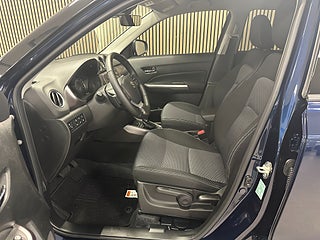 Suzuki Vitara * * Hybrid 1.4T AllGrip 4x4 Aut Select — bild 8 av 12