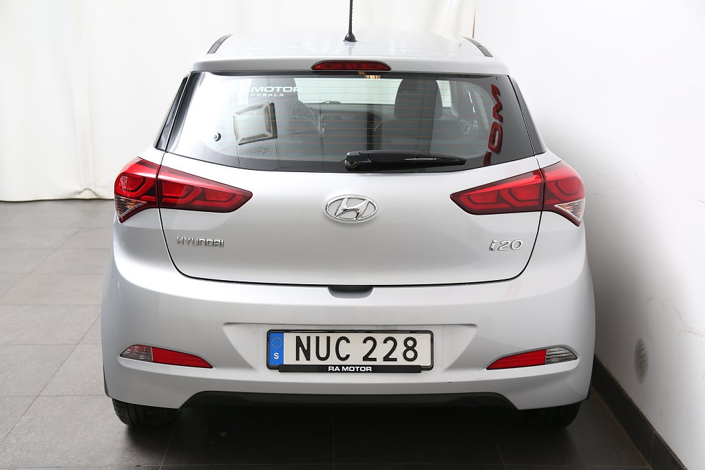 Hyundai i20 1,2 84hk Comfort 5D I 1ägare I Nyservad 2016
