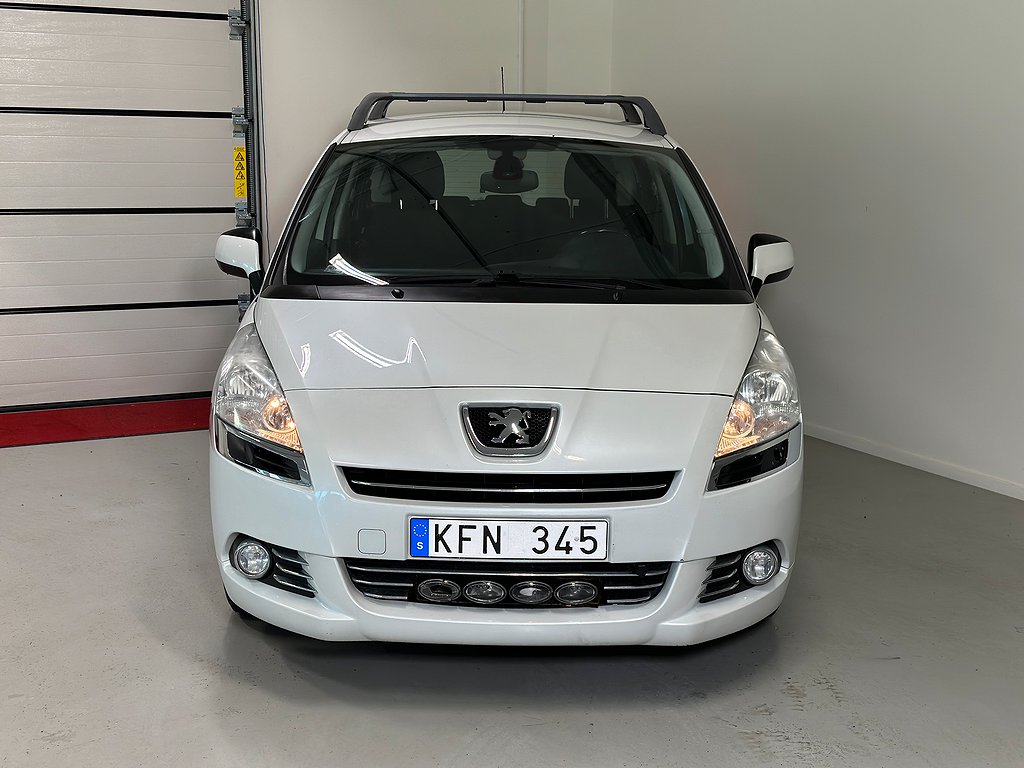 Peugeot 5008 1.6 HDi FAP 7-sits DRAG NYSERVAD / NYKAMREM 