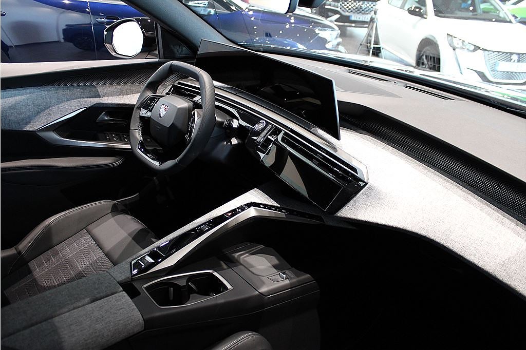 Bild på Peugeot 3008 Hybrid GT Aut - DEMO