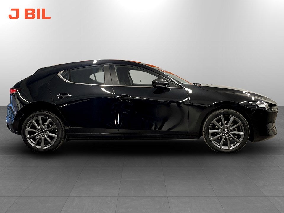 Bild på Mazda 3 Hatchback Sky 2.0 150hk Aut - B-KAMERA, CARPLAY