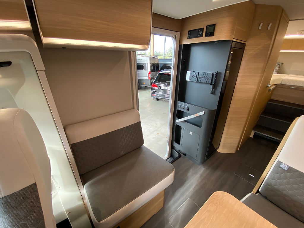 Adria Matrix 670 SL 60 Y / Vårmässa 20–22 mars – Påfyllt lager! - Adria