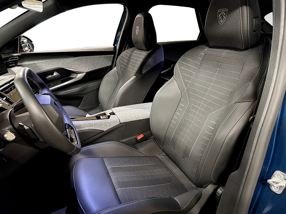 Bild på Peugeot 3008 GT Hybrid 145hk Aut B-KAMERA CARPLAY