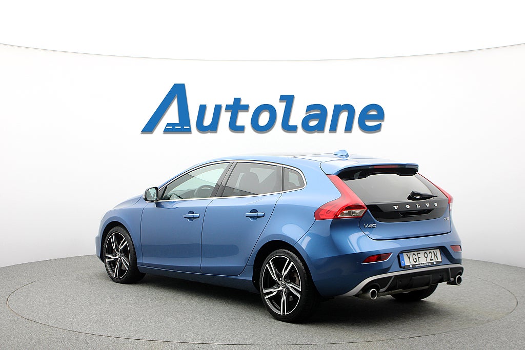 Volvo V40 T3 R-Design, Panorama, H/K, Kamera 152hk