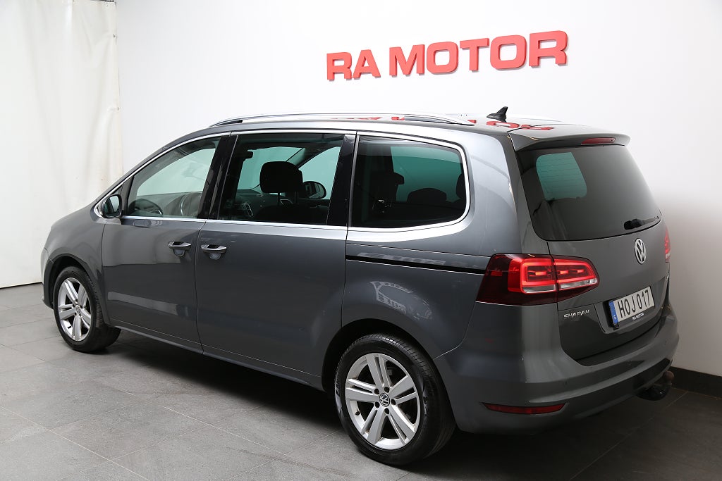 Volkswagen Sharan 2,0 TDI 150hk Premium Aut Panorama 7-sits Värmare Drag 2016