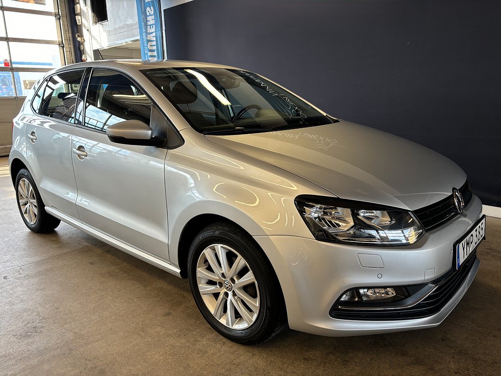 Volkswagen Polo 1,2TSI 90hk AUTOMAT *NYÅRSFYND* Parksensorer Farthållare/PDC