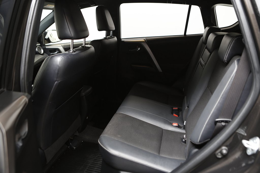 Toyota RAV4 Hybrid 2,5 197hk AWD-i E-CVT Active Plus Drag 2016