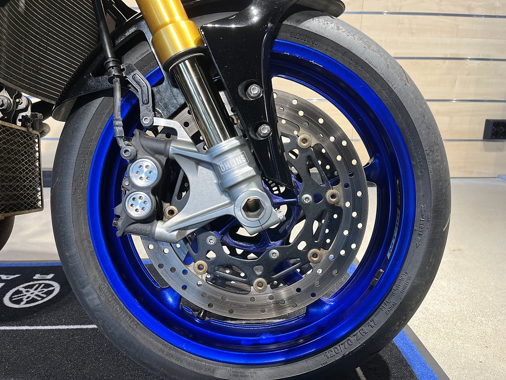 Yamaha MT-10 SP / 160hk / Tail tidy / Öhlins fjädring