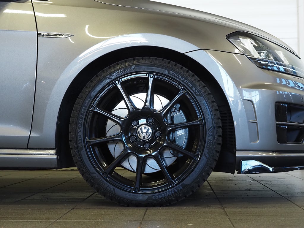 Volkswagen Golf 3-dörrars R 2.0 TSI 300hk 4Motion Manuell | Dynaudio | 2016