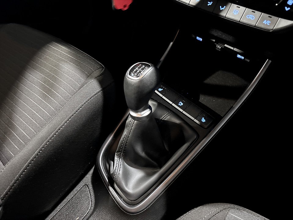 Bild på Hyundai i20 Essential 1.2 MPi 84hk P-SENSORER