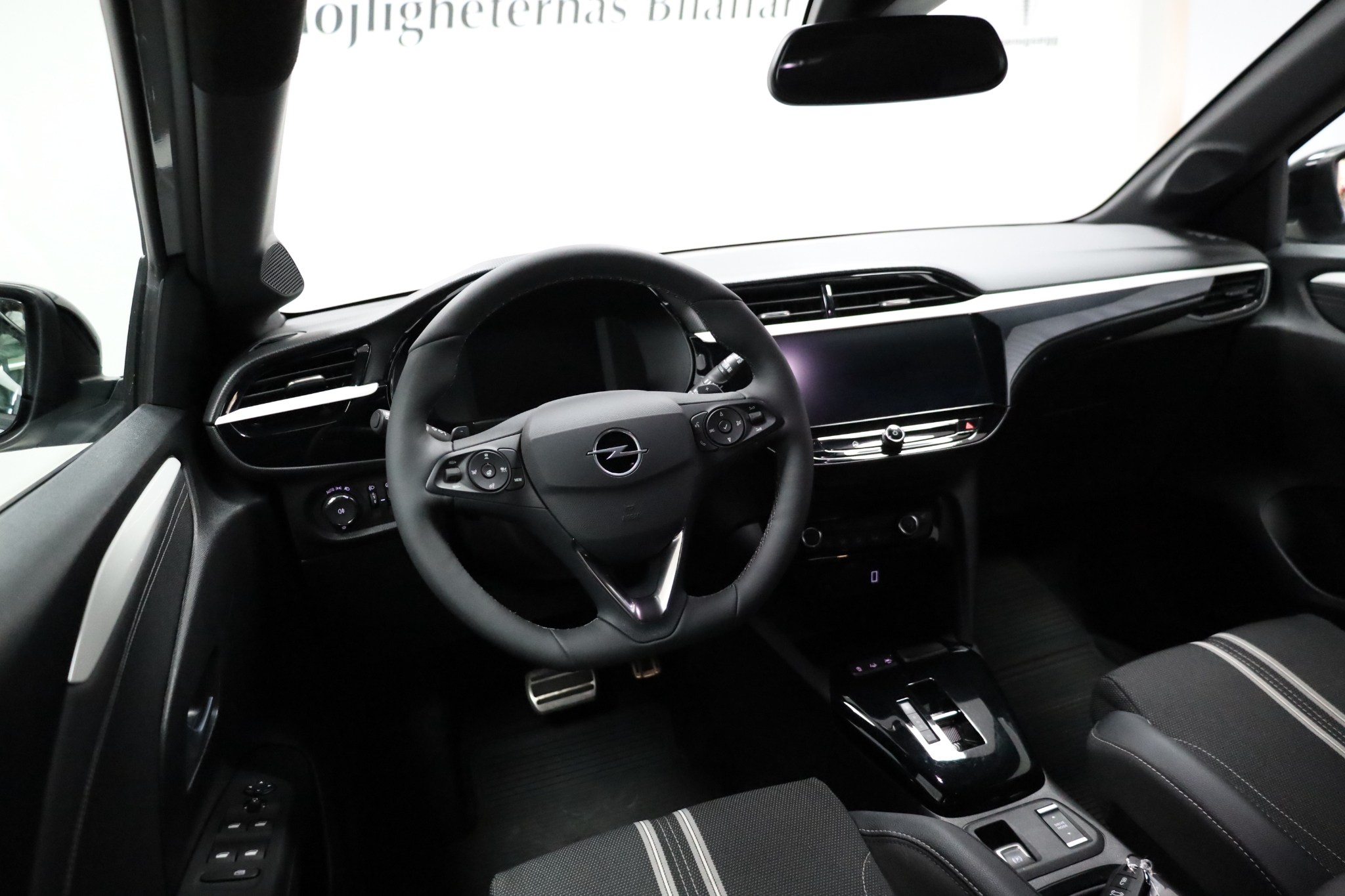 Opel Corsa 1.2 Turbo Automat 2025, bild 3/10