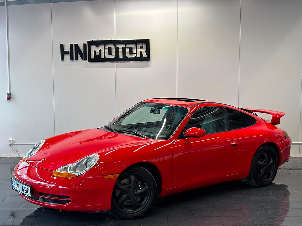 Porsche 911 Carrera|GT3 Vinge|NyServ|Skinn|Låga Mil|