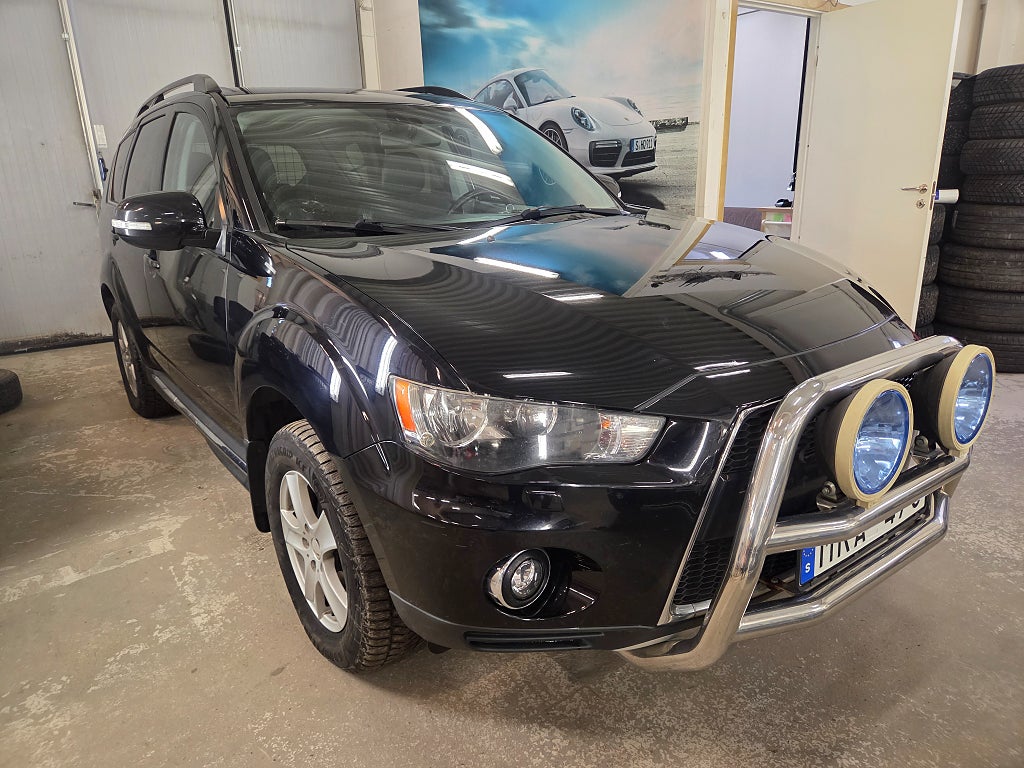 Mitsubishi Outlander 2.2 Di-D AWC Automat Nyser. Euro 5