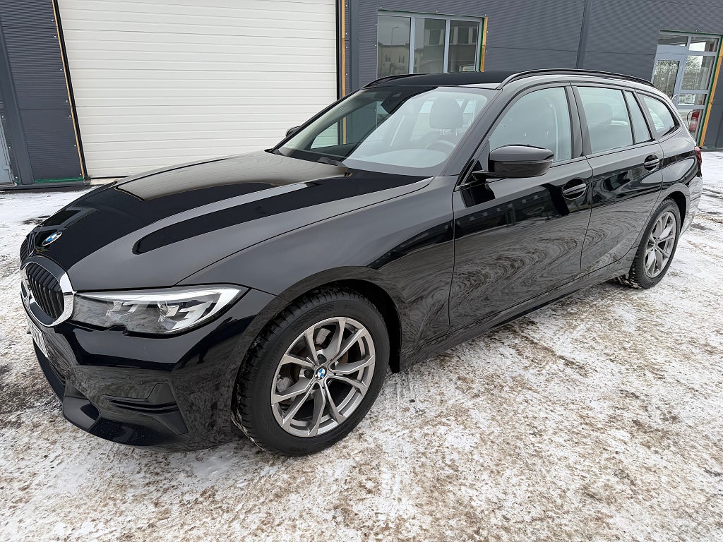BMW 320 d xDrive Touring  Sport line Navi/Drag/Moms/Eu6