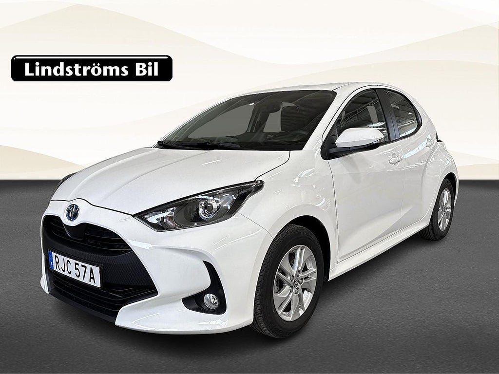 Toyota Yaris Hybrid CVT, Sommar & Vinterhjul