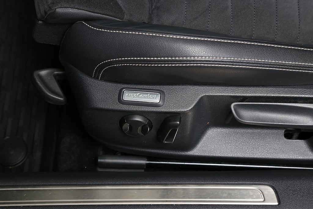 Volkswagen Passat GTE 218hk DSG Sportscombi Navi Kamera Drag 2020