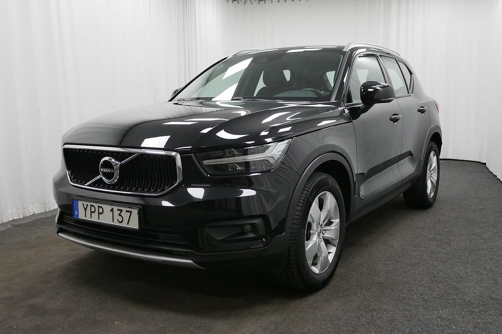 Volvo XC40 T4 FWD Momentum Advanced Edition