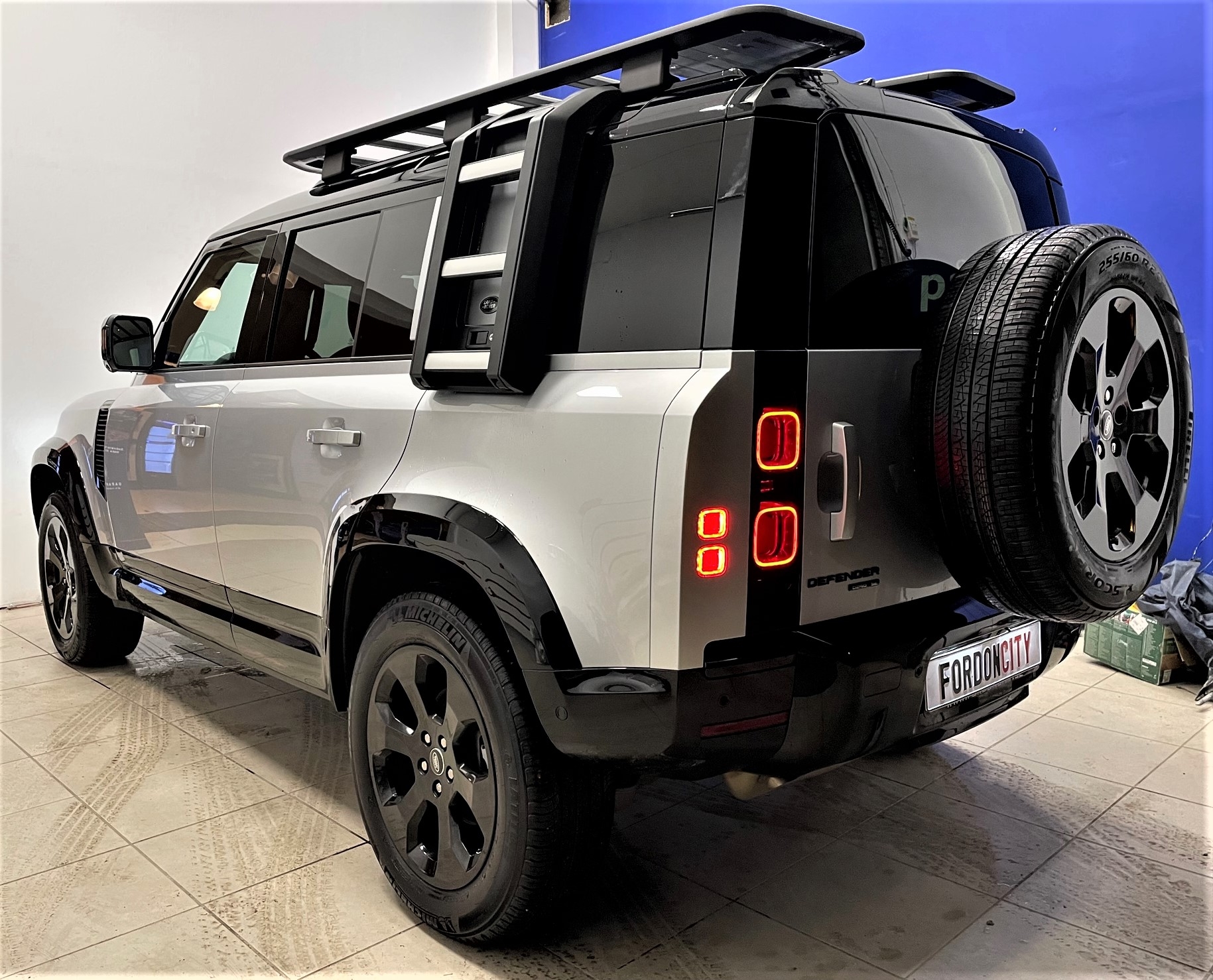 Land Rover Defender 2020, bild 7/48