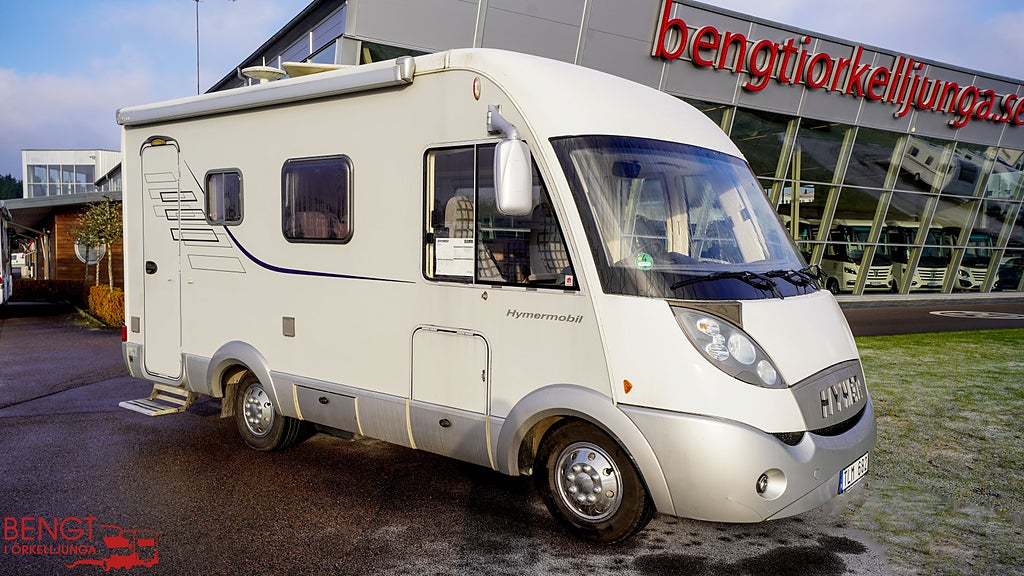 Hymer B 508 CL | Dubbelsäng | Under 6 meter