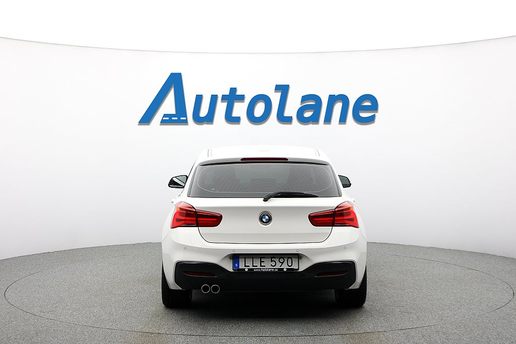 BMW 120i Automat M Sport, Shadow, Sensorer, Skinn 184hk