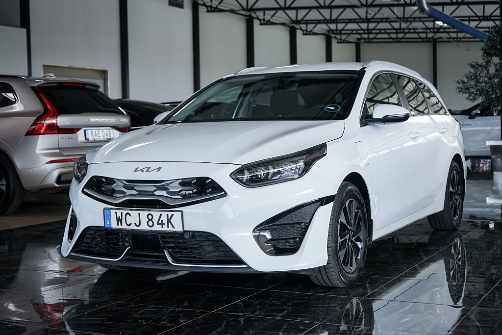 Kia Ceed Sportswagon Plug-in Hybrid DCT Advance Drag Kamera Navi