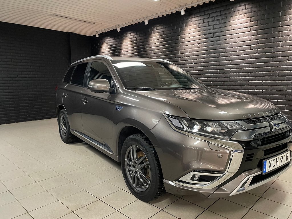 Mitsubishi Outlander PHEV CVT Business Euro 6