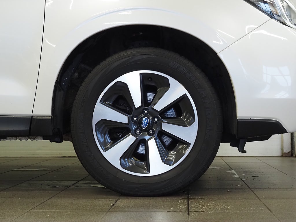 Subaru Forester 2,0i 150hk XS CVT AWD Dragkrok Kamera