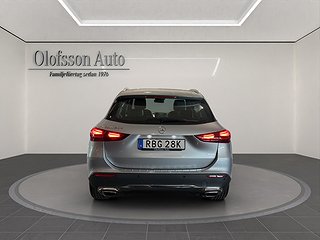 SUV Mercedes-Benz GLA 5 av 14