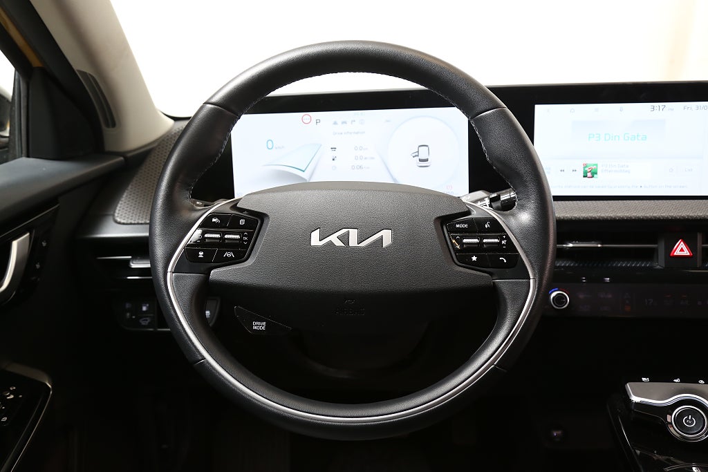 Kia EV6 77.4 kWh 325hk AWD Läder 360°-kamera Drag Leasbar 2023