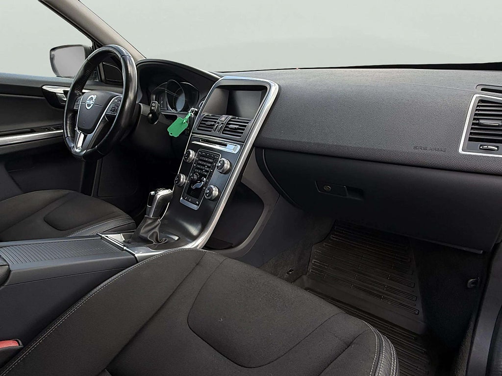 Volvo XC60 D4 Momentum Business Edition 2 Ägare - miniatyr 13