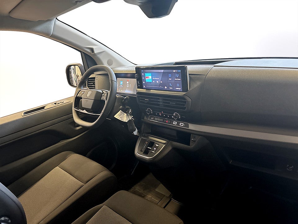 Bild på Peugeot Expert 150hk Aut L2 - EDITION! SERVICE & V-HJUL INGÅR!