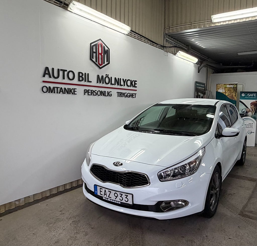 Kia Ceed cee'd 1.6 CRDi EX Comfort Euro 5 NY SERVAD BESIKTAD