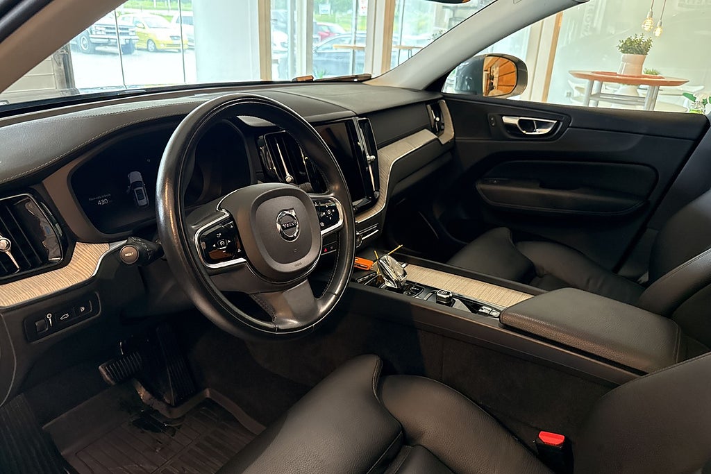 Volvo XC60 Recharge T6 AWD Aut Inscription Kamera skinn Moms Dragt miniatyr 6