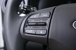 Halvkombi Hyundai i10 9 av 18