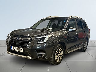 Subaru Forester e-Boxer XFuel Lineartronic MOMS/1-Ägare/Drag/S&V-Däck