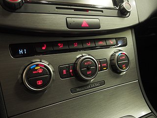 Kombi Volkswagen Passat 23 av 25