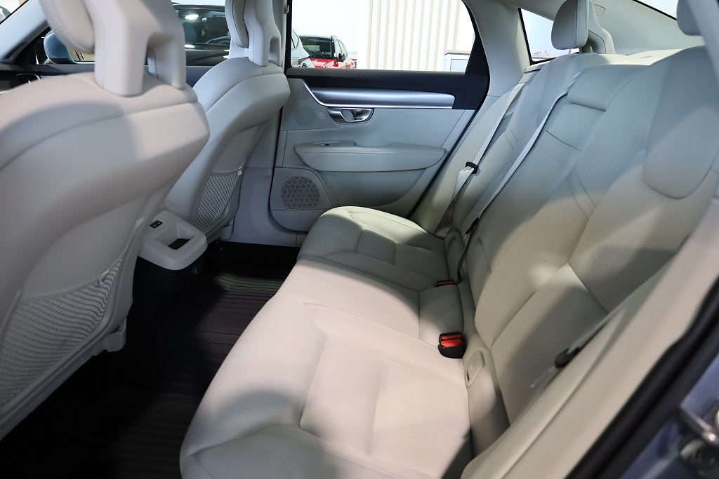 Volvo S90 D3 AUT Business Advanced Navi VOC Drag Rattvärme 2018